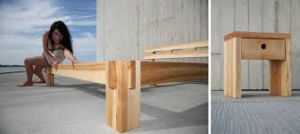 Massive tischplatte und ein gestell in stahl. Designer Beistelltisch Aus Holz Eiche Buche Kernbuche Massiv Design Rollen