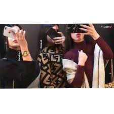 رمزيات بنات صديقات Girls Hollister Clothes Girls Dp Stylish Selfies Poses