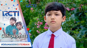 Cahaya hati yaialah gue serius orang cahaya hati tak disangka yusuf berbuat seperti ini 5 agustus 2017. Cahaya Hati Yusuf Luna Dan Temannya Pada Cari Alif 8 November 2017 By Rcti Layar Drama