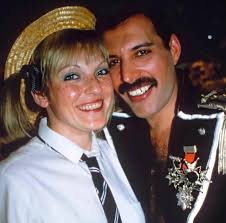 Signs he has another woman in his life