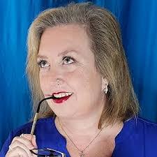 Kimberly Ringer's Instagram, Twitter & Facebook