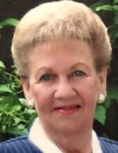 Leslie Preston's Instagram, Twitter & Facebook