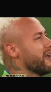 Neymar Abraza A Un Niño De Croacia