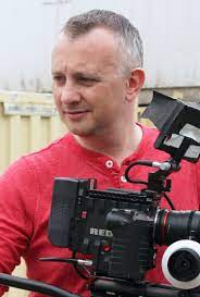 Setfilmizle kendi sunucularında herhangi bir video içeriği barındırmadığından bu konuda bir telif hakkı sorumluluğu kabul etmemektedir. Steve Johnson Director Wikipedia