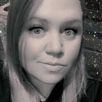 Julie Bickel's Instagram, Twitter & Facebook