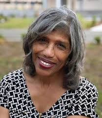 Heidi Oliva's Instagram, Twitter & Facebook