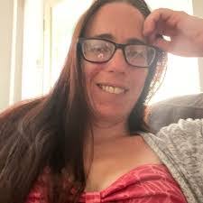 Sasha Pyle's Instagram, Twitter & Facebook