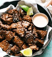 Season all sides of the tenderloin with italian seasoning, salt, and pepper. Www Chelseasmessyapron Com Wp Content Uploads 2