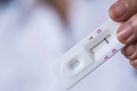 Test pack membutuhkan air seni guna memprediksi kehamilan dengan tingkat akurasi 99%. 5 Kesalahan Yang Sering Dilakukan Saat Memakai Test Pack Hello Sehat