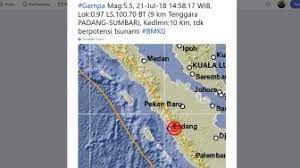 Guncangan gempa tepatnya di kota padang sidimpuan, sumatera utara, dan sekitarnya. Kumpulan Berita Gempa Padang Padang Diguncang Gempa 5 2 Sr Kedalaman 14 Km