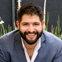 Armando Urueta's Instagram, Twitter & Facebook