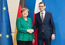 Ponieważ morawiecki był wówczas blisko platformy, także on został nagrany. Mateusz Morawiecki Wikipedia