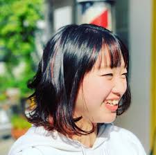 ファミリーサロンセブン on instagram いつもご来店ありがとうございますぅー 朝からワガママ娘っ子さんのカラー 笑 今回はインナカラーで可愛さｕｐ 女子大学生 就職内定おめでとう 成人式前 カラーでイメチェン 男性ヘアスタイ 髪型