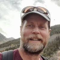 Lindsay Robb's Instagram, Twitter & Facebook