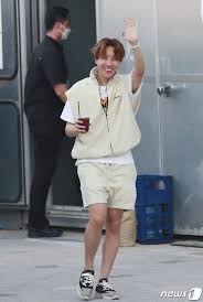 In 2013, he made his debut as a member of south korean boy band bts, . Jhope Aus Bangbangcon The Live 200614 Bts Leaving Facebook