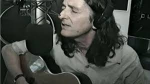 Linda Gianotti's Instagram, Twitter & Facebook