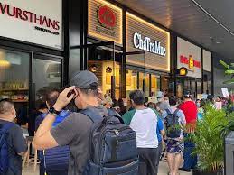 Famous Thai Milk Tea Brand Cha Tra Mue Opens At Paya Lebar Quarter To Huge Crowds On 1st Day Nestia