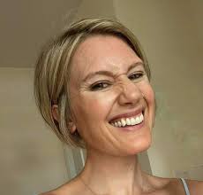 Erin Mcconaghy's Instagram, Twitter & Facebook