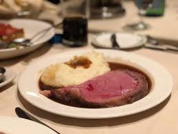 From veggies to mashed potatoes, these sides pair perfectly with a christmas prime rib dinner. 5 Places To Eat Prime Rib In Las Vegas For National Prime Rib Day Local Fox5vegas Com