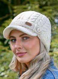 Aran Peak Cable Hat Natural White
