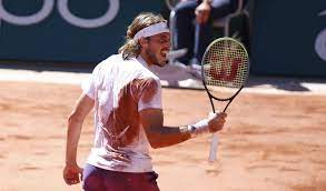 It all started at the tennis courts of a local resort in which both of my parents worked as tennis coaches for tourists and travelers. Tennis Superstar Tsitsipas Kommt Nach Hamburg Mopo