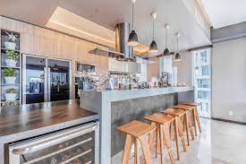 Model dapur minimalis modern menyatu dengan ruang makan terbaru. 17 Desain Mini Bar Ini Siap Membuat Anda Jatuh Hati Homify