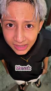 Yuri Pergunta Pro Mini Messi E O Raul Porque Tem Uma Régua No Banheiro