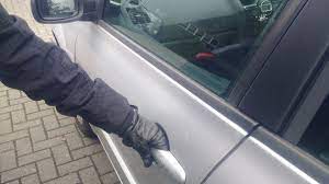 In order to open the car door, you must gain access to the interior. This Is The Advice On Whether You Should Lock Your Car Doors When You Re Driving Wales Online