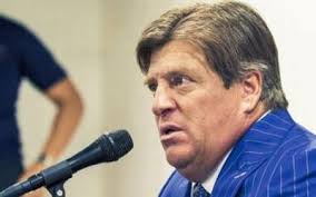 Piojo herrera y turco mohamed se reparten elogios previo a la final. Castigan A Fotografo Por Gritarle Perdedor Al Piojo Herrera El Sol De Mexico Noticias Deportes Gossip Columnas