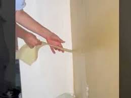 How To Remove Vinyl Wallpaper Without A Scoring Tool Vinyl Wallpaper Removable Wallpaper Diy Wallpaper