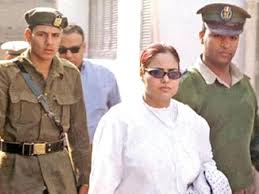 يذكر أن وفاء مكي، ولدت في محافظة. ÙÙŠ Ø£ÙˆÙ„ Ø¸Ù‡ÙˆØ± Ù„Ù‡Ø§ Ø¨Ø¹Ø¯ Ø³Ø¬Ù†Ù‡Ø§ 10 Ø³Ù†ÙˆØ§Øª Ø§Ù„ÙÙ†Ø§Ù†Ø© Ø§Ù„Ù…ØµØ±ÙŠØ© ÙˆÙØ§Ø¡ Ù…ÙƒÙŠ Ø§Ù„Ø£Ù†Ø¨ÙŠØ§Ø¡ Ø¯Ø®Ù„ÙˆØ§ Ø§Ù„Ø³Ø¬Ù† ÙˆØ§ØªØ­Ø¨Ø³ÙˆØ§ ØµØ­ÙŠÙØ© Ø§Ù„ÙˆØ·Ù†