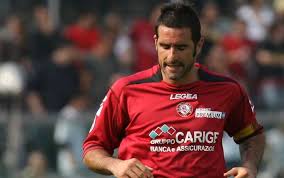 Jimbo, james horncastle and gab marcotti analyse the impact of livorno striker cristiano lucarelli on italian football. Lucarelli Non Si Da Pace Voglio Il Livorno Ridatemelo Sky Sport