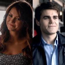 Pensi che Elena e Tom Avery dovrebbero aver finito insieme? :  r/TheVampireDiaries