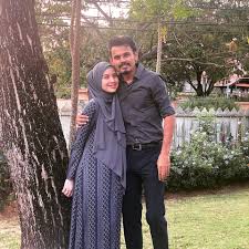 Video pernikahan lisa surihani dan yusri kru (part 4). Yusry Abdul Halim On Instagram Happy Anniversary Sayang 9 Years On I Still Feel Like The Luckiest Man Alive I M Still Amazed By You Everything You Do Say Always