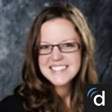 Carissa Carlson's Instagram, Twitter & Facebook