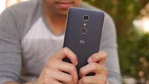 Aug 15, 2018 · unlock your zte zmax pro (z981) step one: Zte Zmax Pro Review Is A 100 Smartphone Worth Buying Android Authority