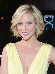 More Pics Of Brittany Snow Bob Blonde Hair Makeup Brittany Snow Hair Short Wavy Haircuts