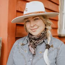 THE BEST 10 PHOTOGRAPHERS near FOREST LAKE, MN