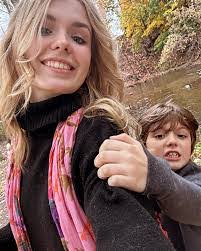 Alison Couch's Instagram, Twitter & Facebook