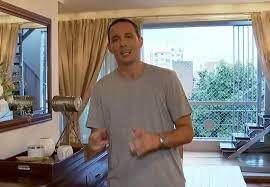 El esposa es gloria y tiene dos hijos, juanita y carlitos. Como Es La Casa De Fernando Carlos Entretenimientos Telefe Com