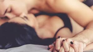 Klick hier, um deutsche sexfilme ohne registrierung online zu sehen. Liebesleben Aufpeppen Sex Ausserhalb Des Betts Das Sind Die Besten Positionen Bunte De