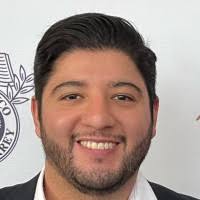 60+ perfiles de «Carlos Ronquillo»