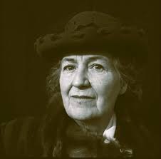 Pioneer woman defies societal expectations