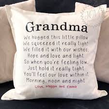 Grandma Throw Pillow Grandma Sentiment Mothers Day Pillow Grandma Poem Grandparent Gift Grandparent Pillow I Hugged This Little Pillow Grandparent Gifts Diy Mothers Day Gifts Grandma Poem