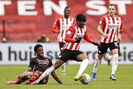 Get the latest feyenoord rotterdam news, scores, stats, standings, rumors, and more from espn. Psv And Feyenoord Play A Draw In Eindhoven 1 1 Ruetir