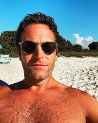 Dave Hall (@davehall_srq) • Instagram photos and videos