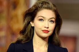 Gigi hadid has replaced chrissy teigen on the netflix series never have i ever, following teigen's fall from grace over her recent cyberbullying scandal. Uywxj3i2leaifm
