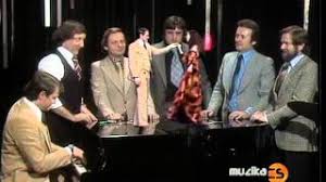 Nahrávejte, sdílejte a stahujte zdarma. Mzi Ti Do Vlasu Ladislav Staidl 2020 Hitov Radio Expres