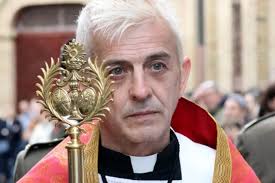 Vaticano: Dolor del Papa Francisco por la muerte de sacerdote misioneros de  42 años en África