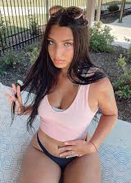 Alison Rainer - Free pics, galleries & more at Babepedia